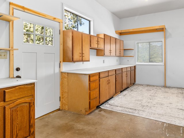 Property Photo 42 Workshop/Music Room, Gym!