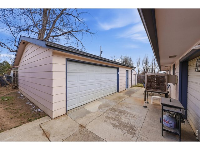 Property Photo 23 Detached Shop 29.5 x 23.1 
