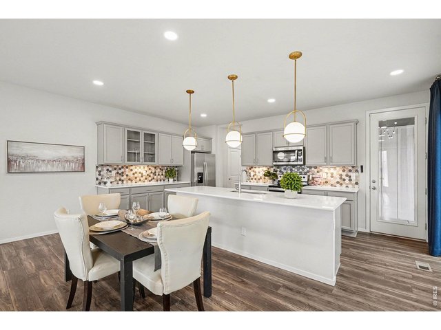 Property Photo 6 Gourmet kitchen goals