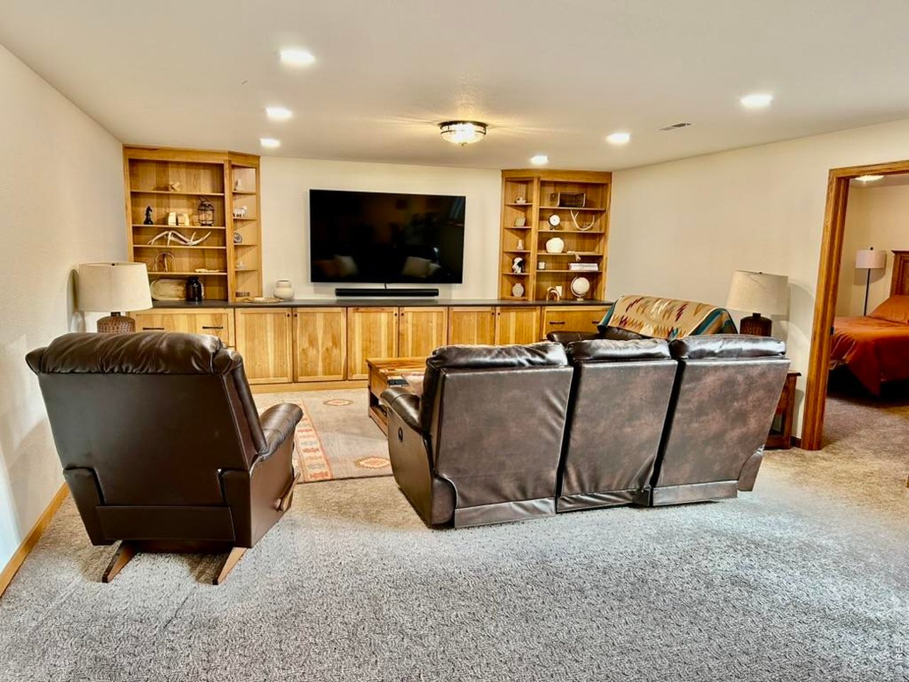 Recently Installed Quality Built-In Shelving and Cabinets