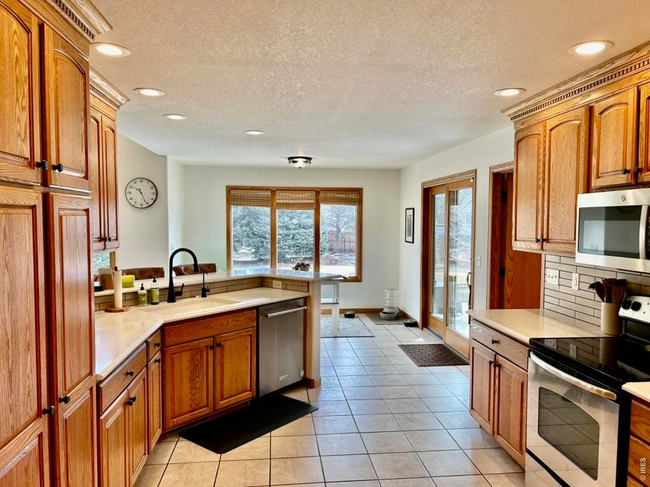 Great Kitchen with Lots of Cabinet Storage