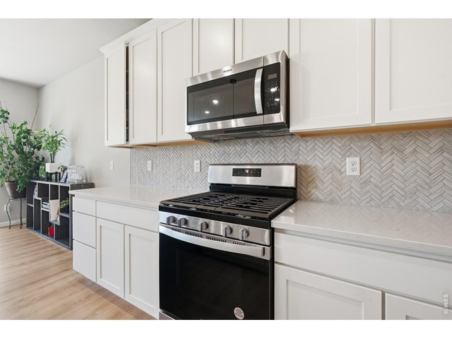 Property Photo 18 Gas stove!