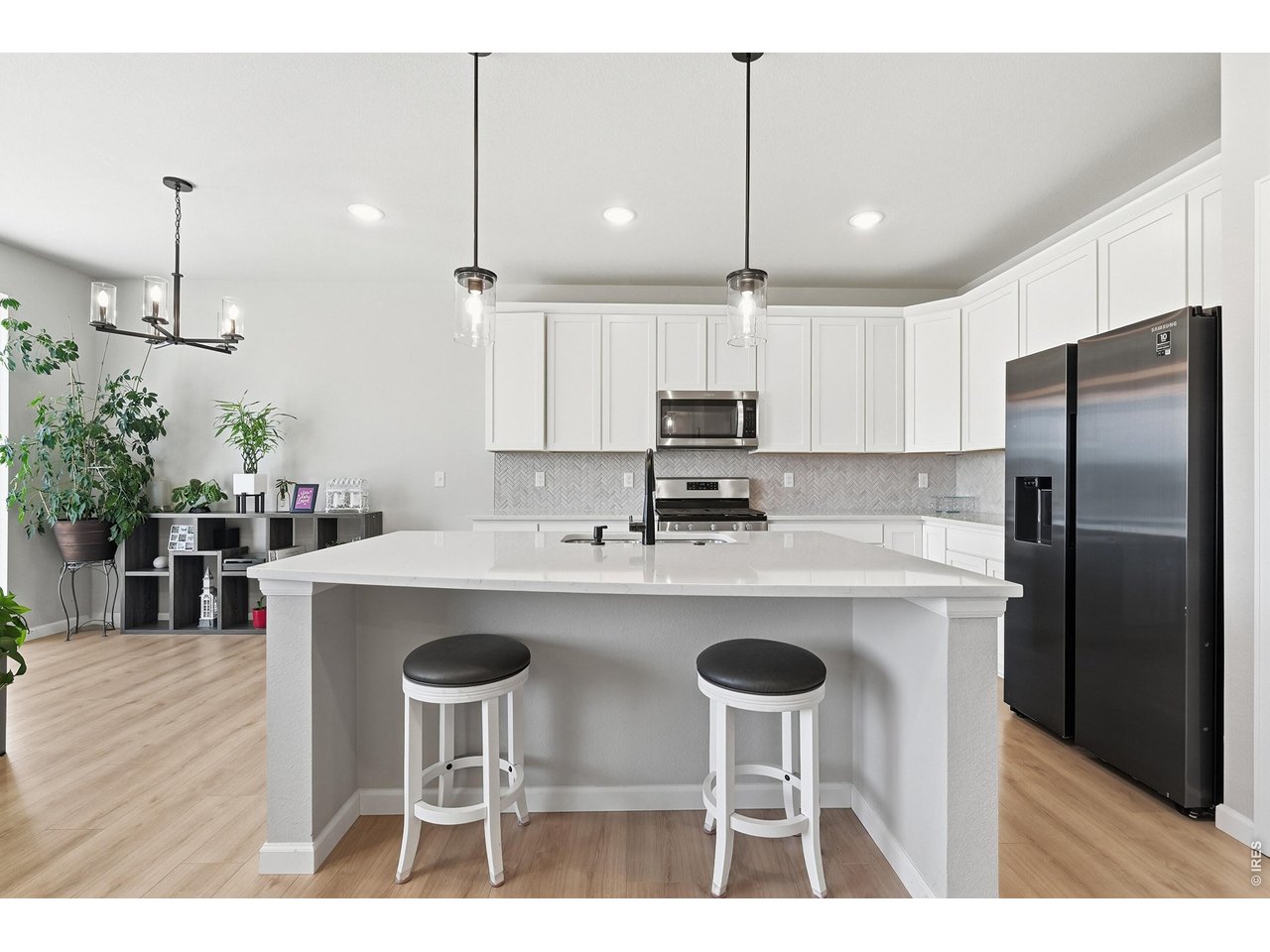 Kitchen Island perfect for entertaining