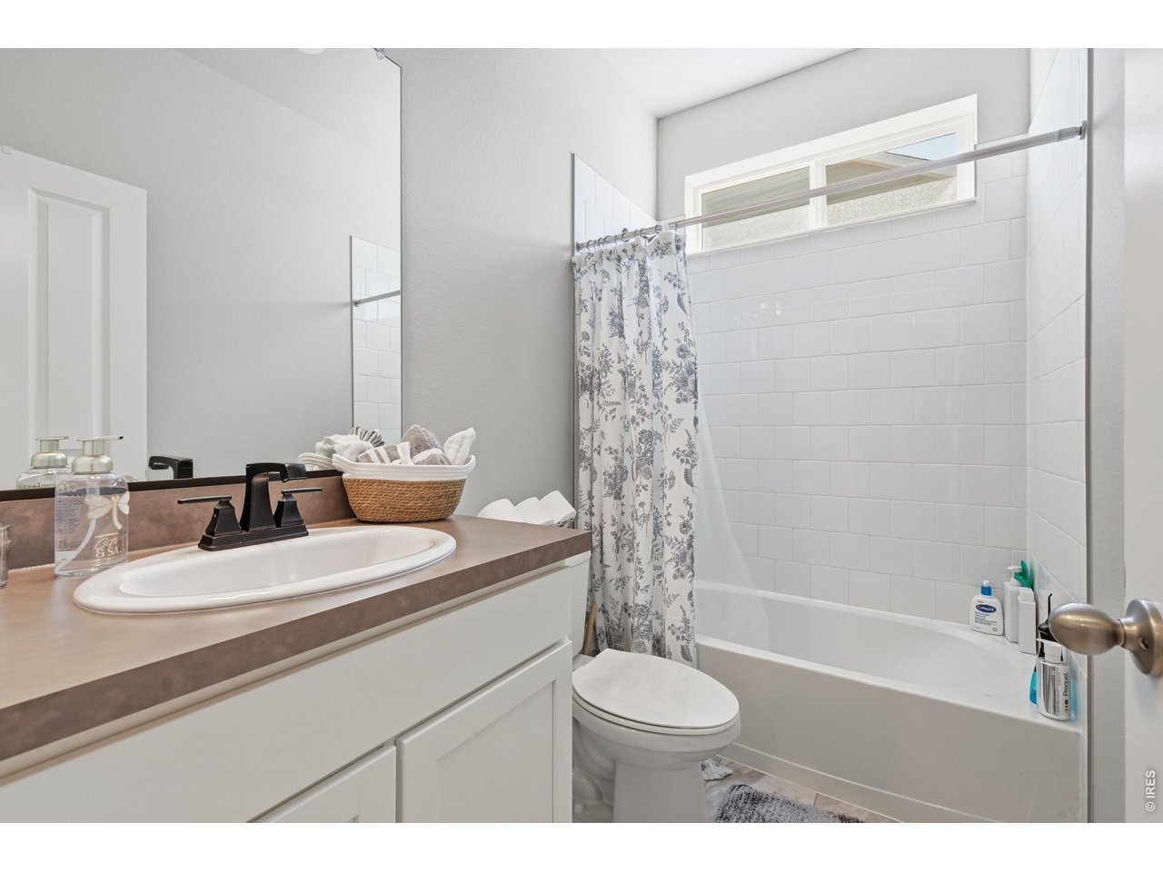 Secondary bathroom