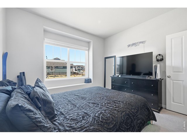Property Photo 33 Bedroom 3