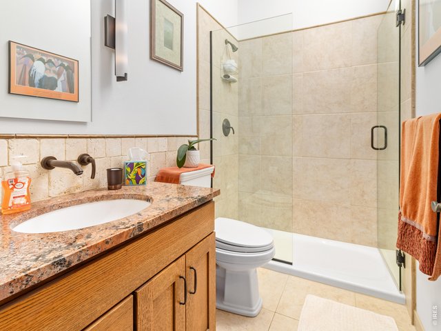 Property Photo 43 Main Level Bath
