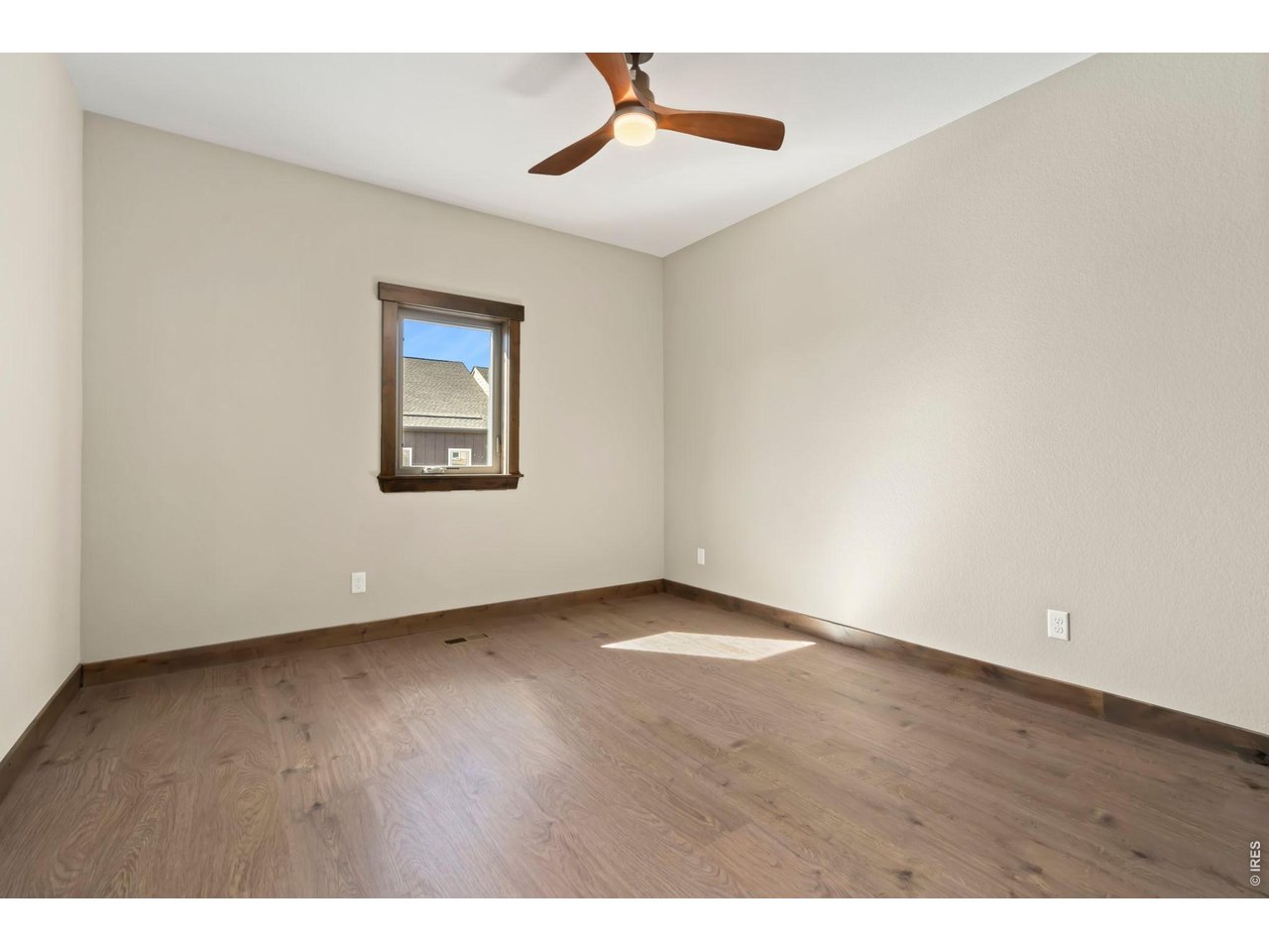 Property Photo 19 Upstairs bedroom 2