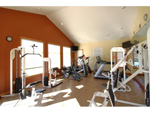 Property Photo 20 Big weightroom in the clubhouse.