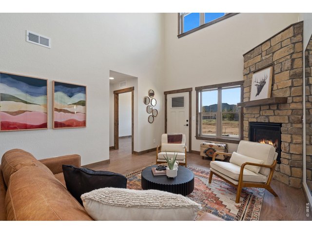 Property Photo 5 High windows allow for plenty of natural light