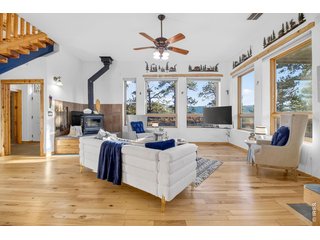 100 Snow Top Dr Drake, CO 80515