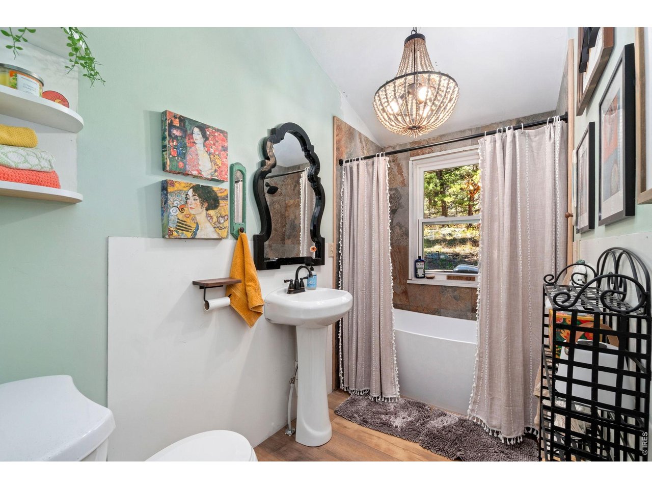 Updated Bathroom - New Tub, Sink, Fixtures and Finishes