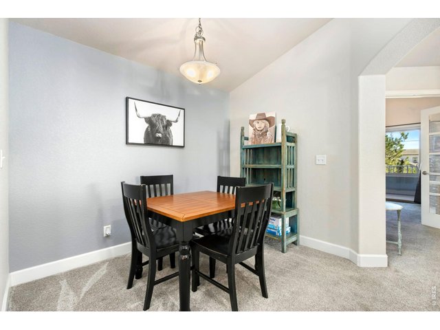 Property Photo 8 Dining area