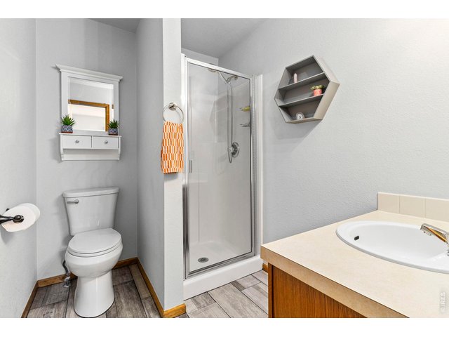 Property Photo 14 Primary Bathroom