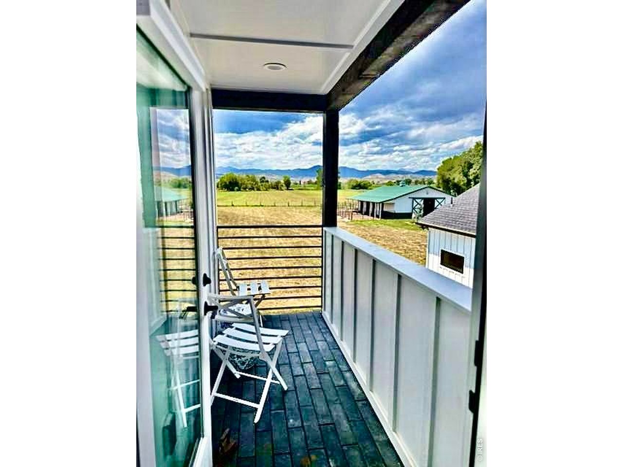 2nd Story Guest Room Balcony