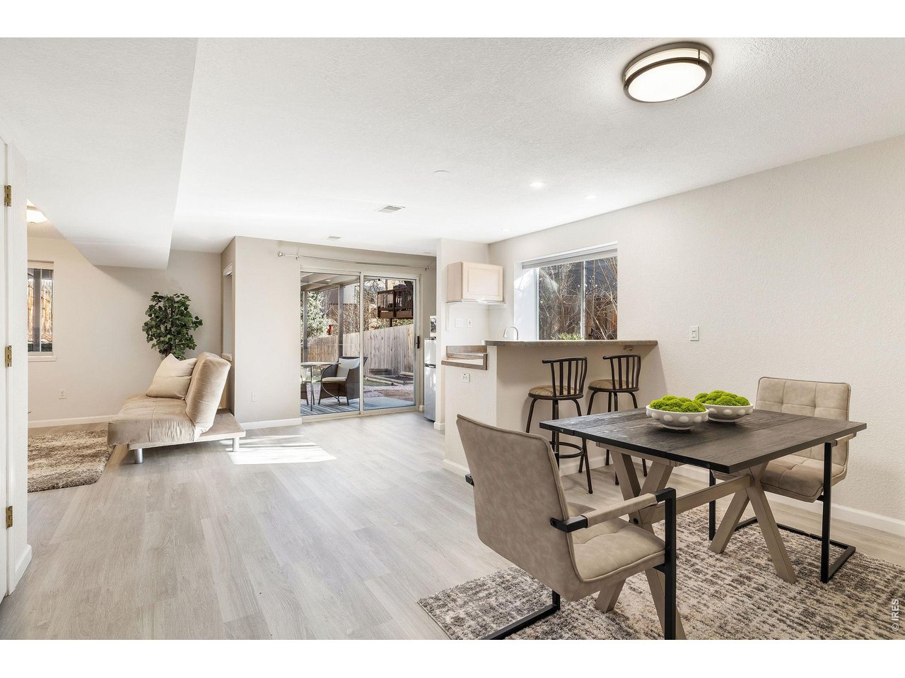 Rental income potential in this sun-filled, lower level guest suite with rec room, dining space and private walkout patio!