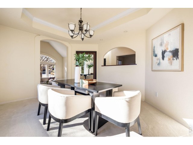 Property Photo 13 The perfect space to entertain guests!