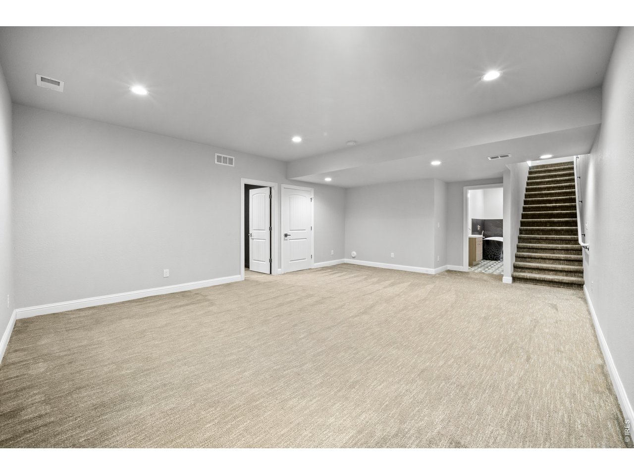 huge basement family room 