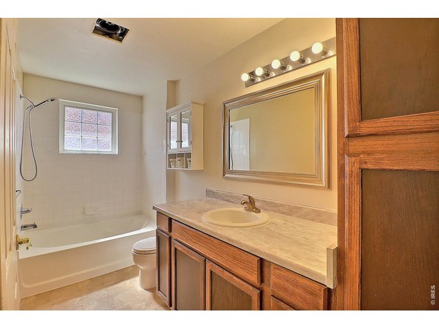 Property Photo 21 Main Bathroom