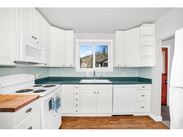 Property Photo 7 