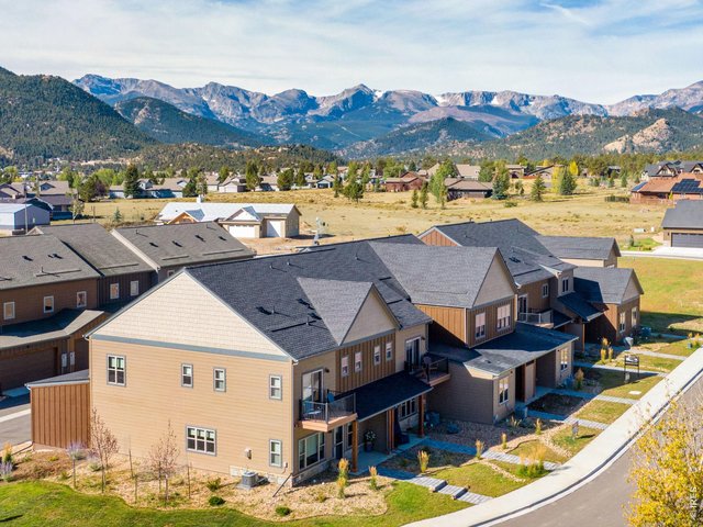 Property Photo 1 Stunning quality build and perfect location surrounded by mountains!