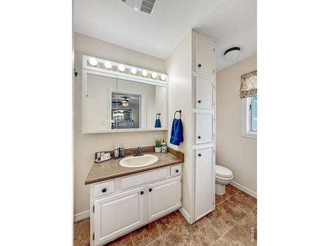 Property Photo 17 Primary Attached Bathroom