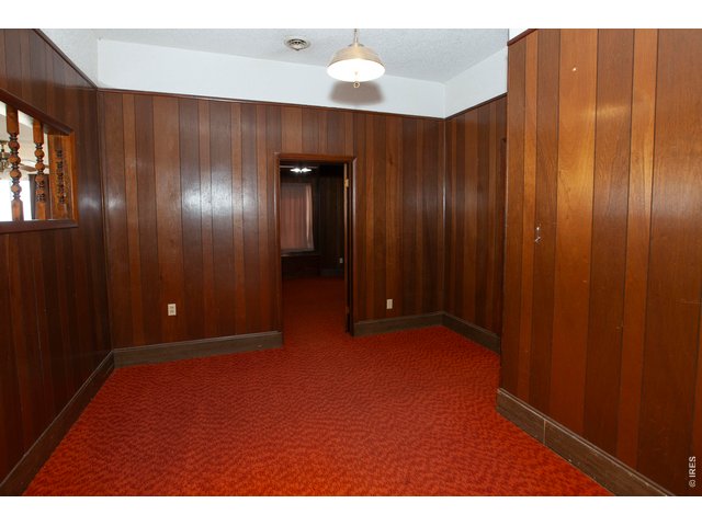 Property Photo 19 Dining room