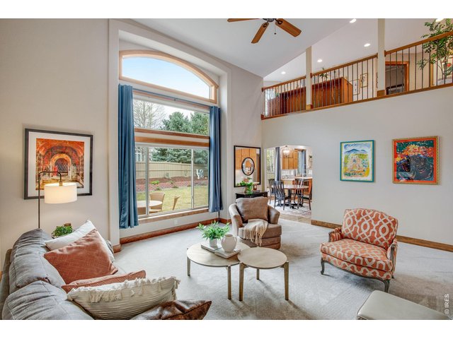 Property Photo 13 Stunning main living area - bright & airy feeling. 