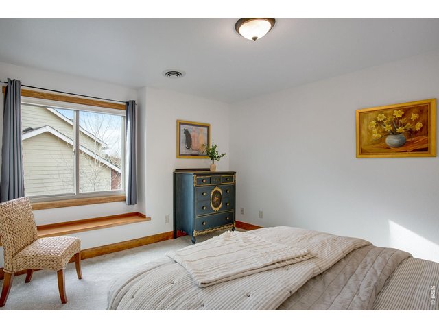 Property Photo 39 The perfect secondary bedrooms! Huge, comfortable and bright! 