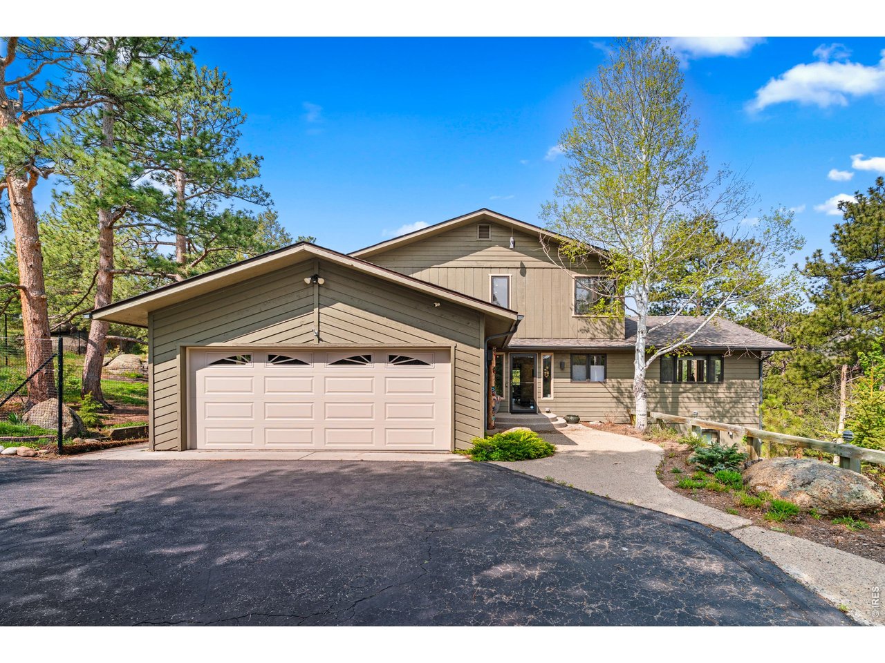 2 Car Attached Garage
