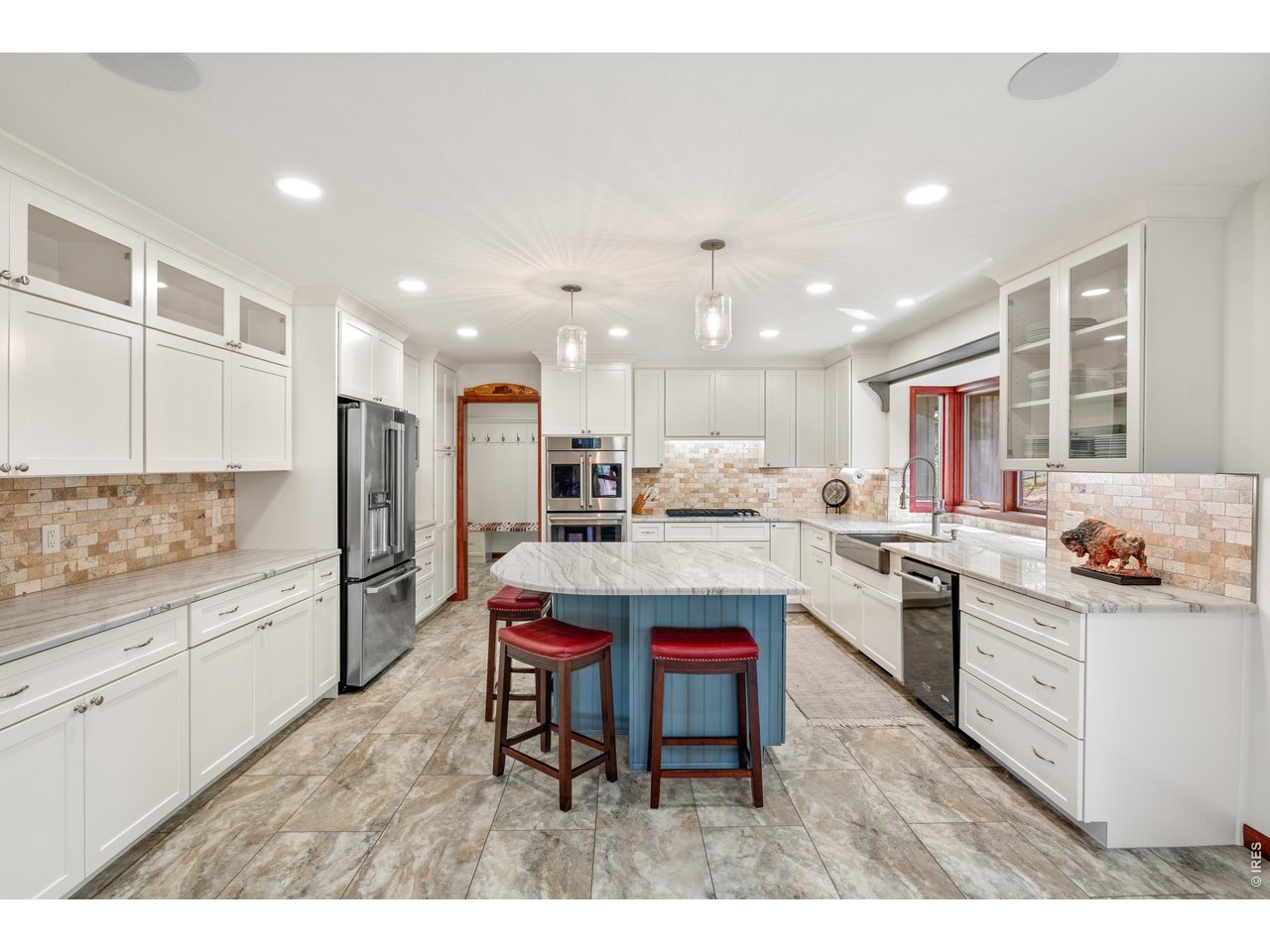 High End Appliances, Quartz Countertops, Custom Cabinets and All You Want in a Kitchen