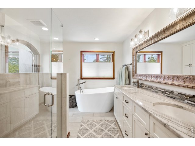 Property Photo 10 5 Piece Primary Bath
