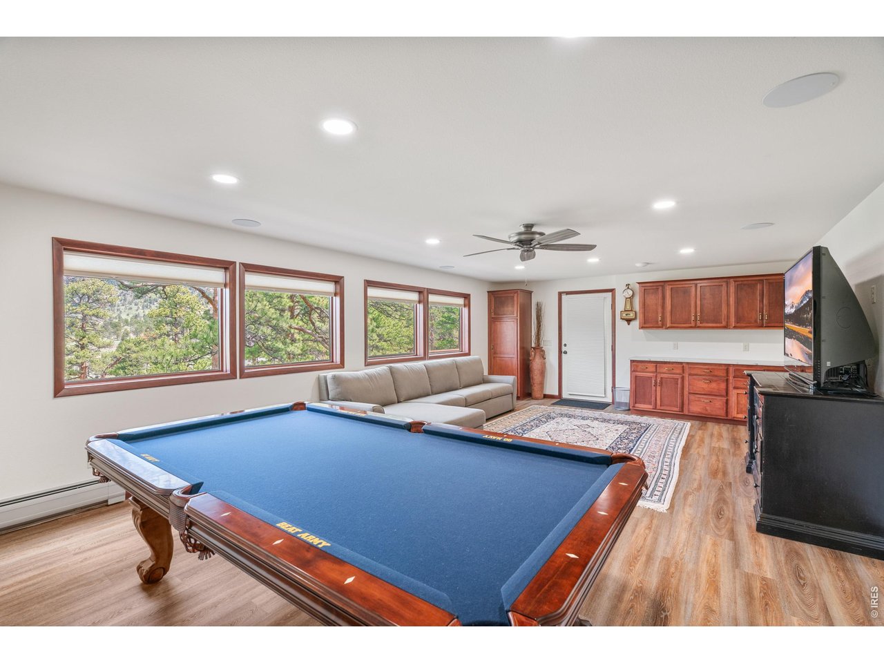 Walk Out Basement with a View!