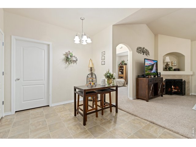 Property Photo 5 Large kitchen with dining area