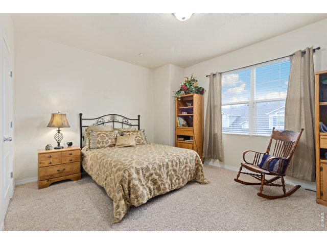 Property Photo 9 Large second bedroom 