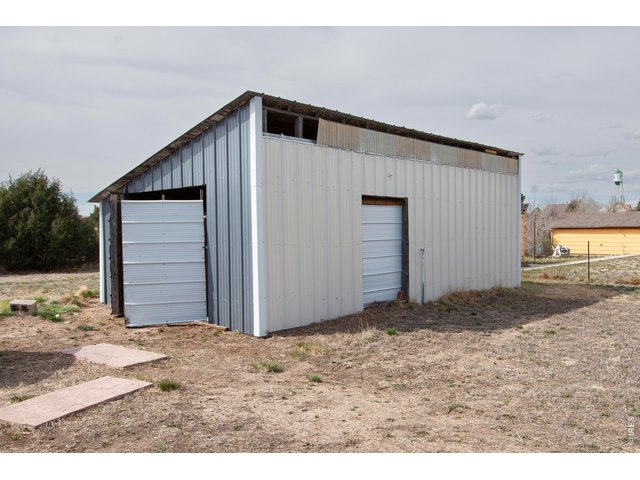 Property Photo 40 Shed