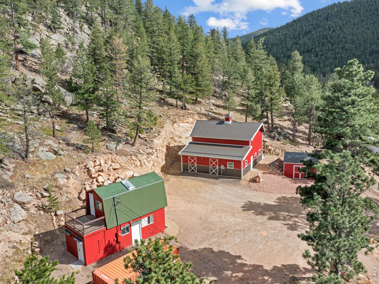 Cabin, house, shed/barn plus loafing sheds