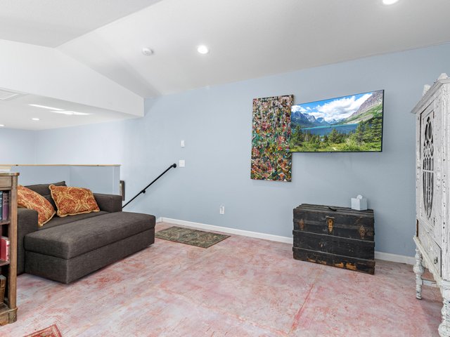 Property Photo 28 Great for the tv room!