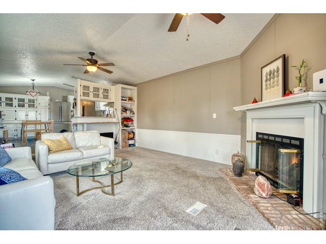 Property Photo 4 Open floorplan