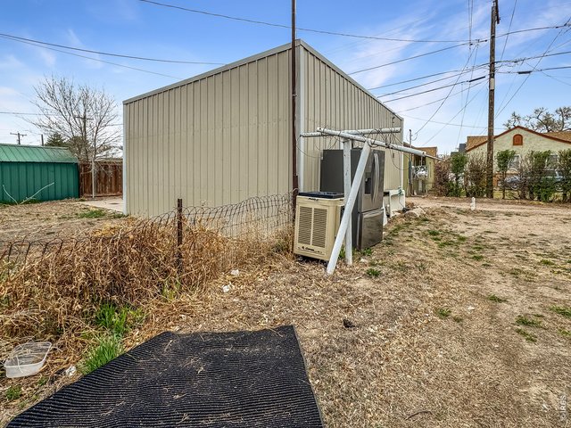 Property Photo 38 Storage rental 