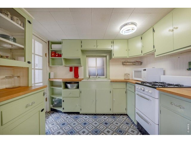Property Photo 15 