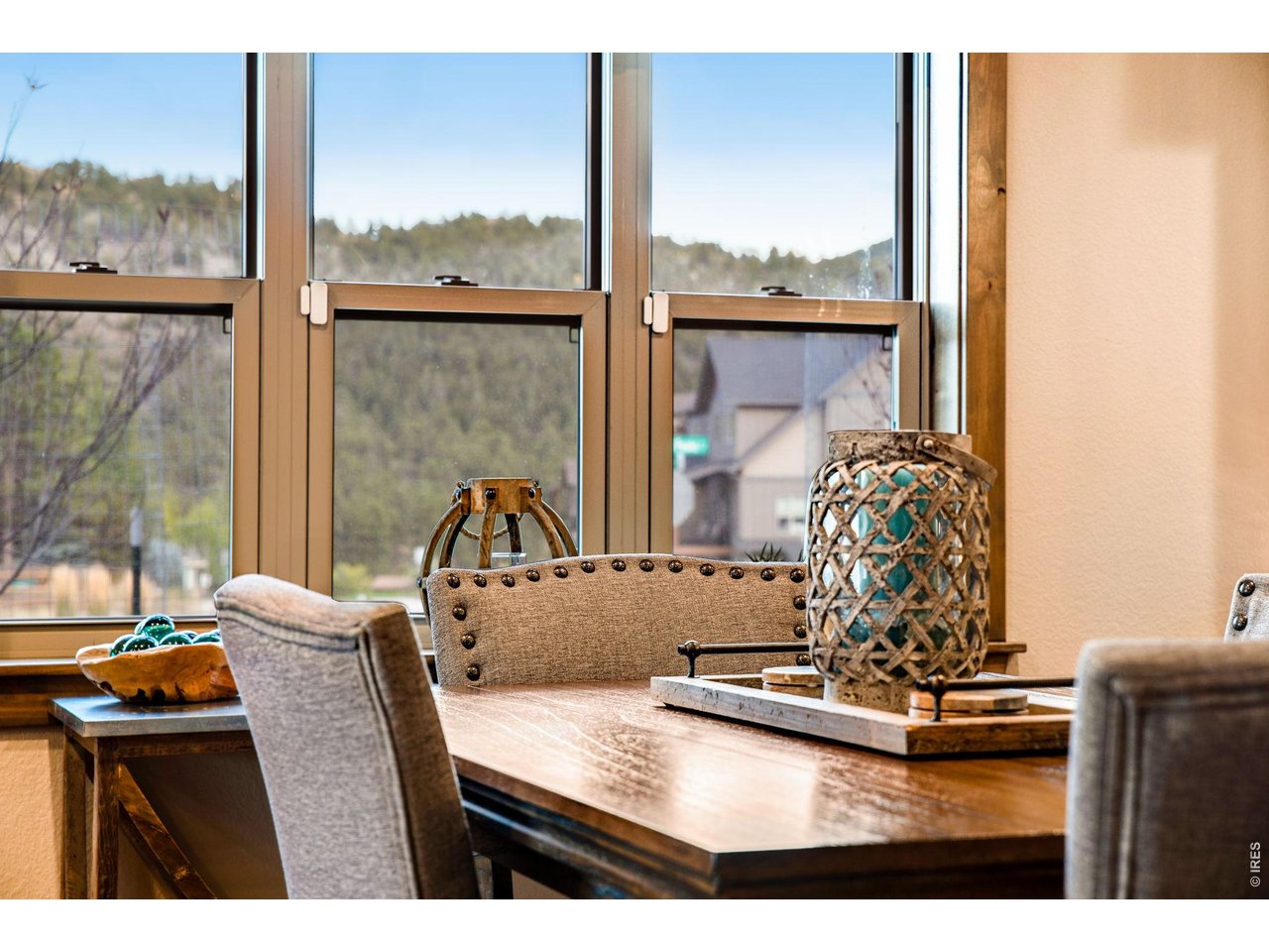 Mountain views outside the dining room window!