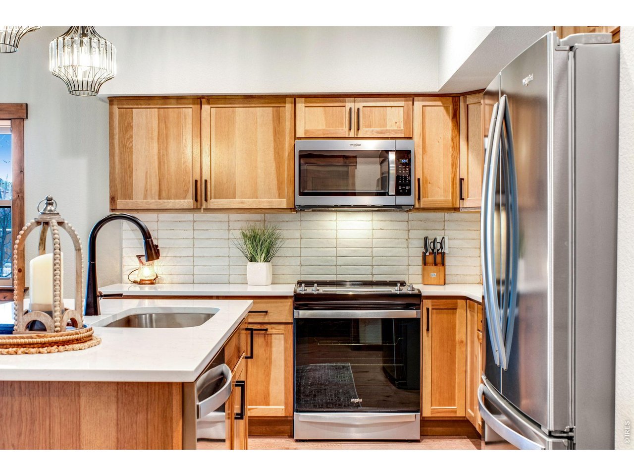 Stainless appliances.