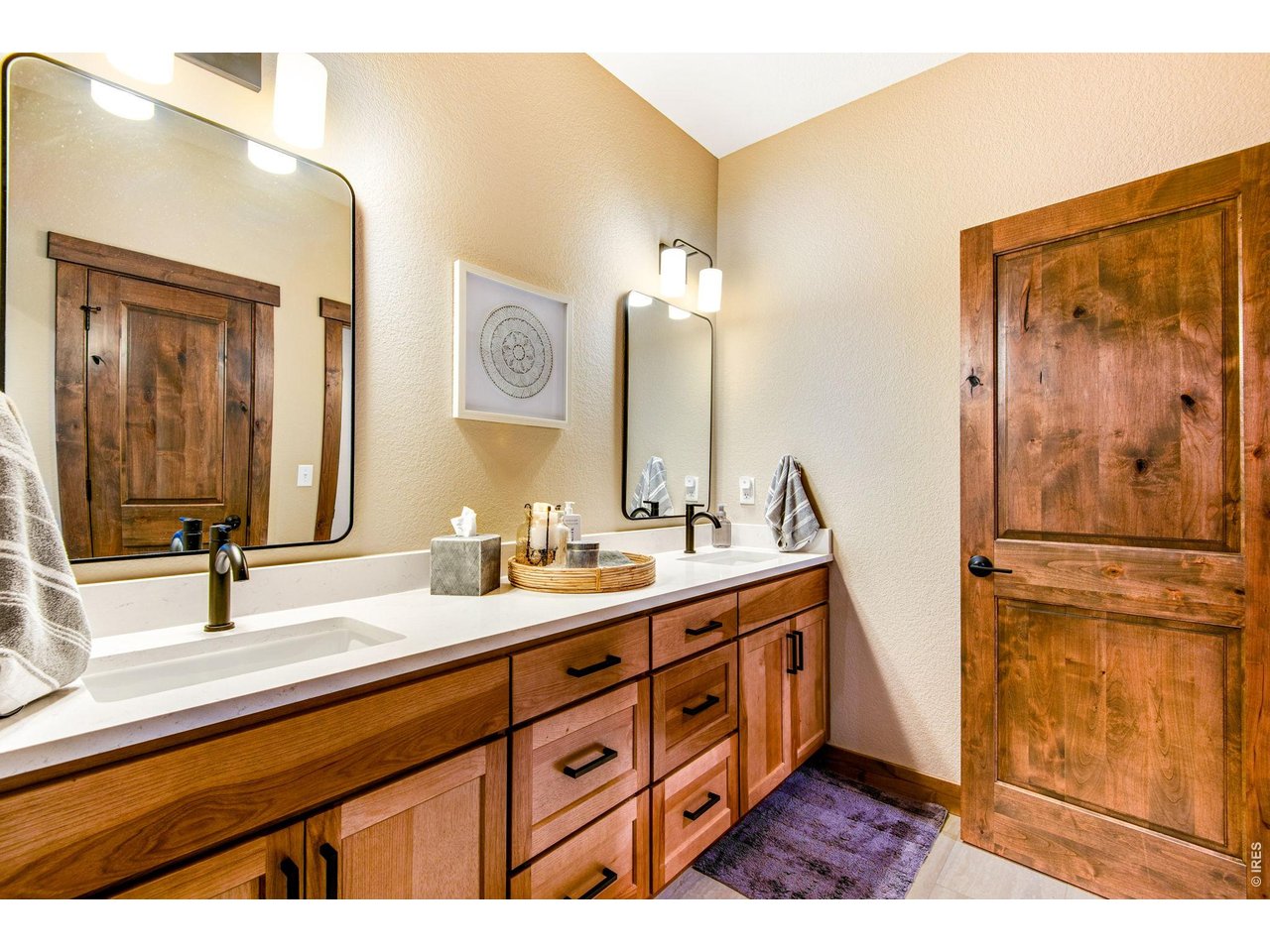 Beautiful and spacious guest bathroom.