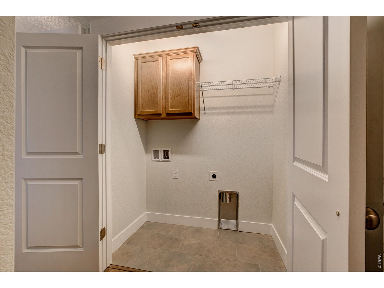 Property Photo 21 Laundry room. Photos of a previously built Addison. Finishes may vary. 