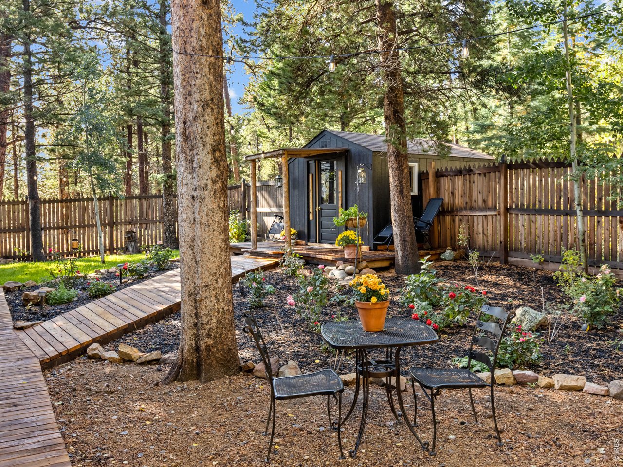 Garden studio/shed