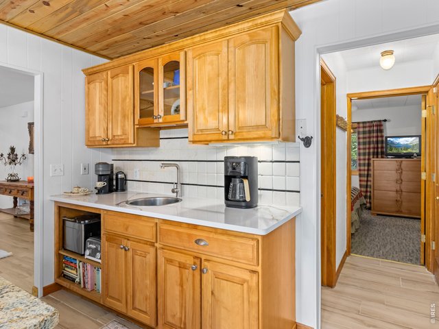 Property Photo 29 Wet bar/coffee station