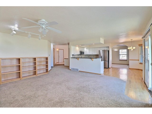 Property Photo 17 OVER 3700 SQ FT
