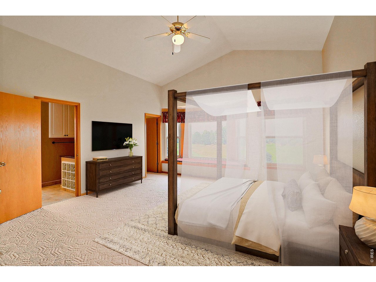 Upstairs Primary Bedroom