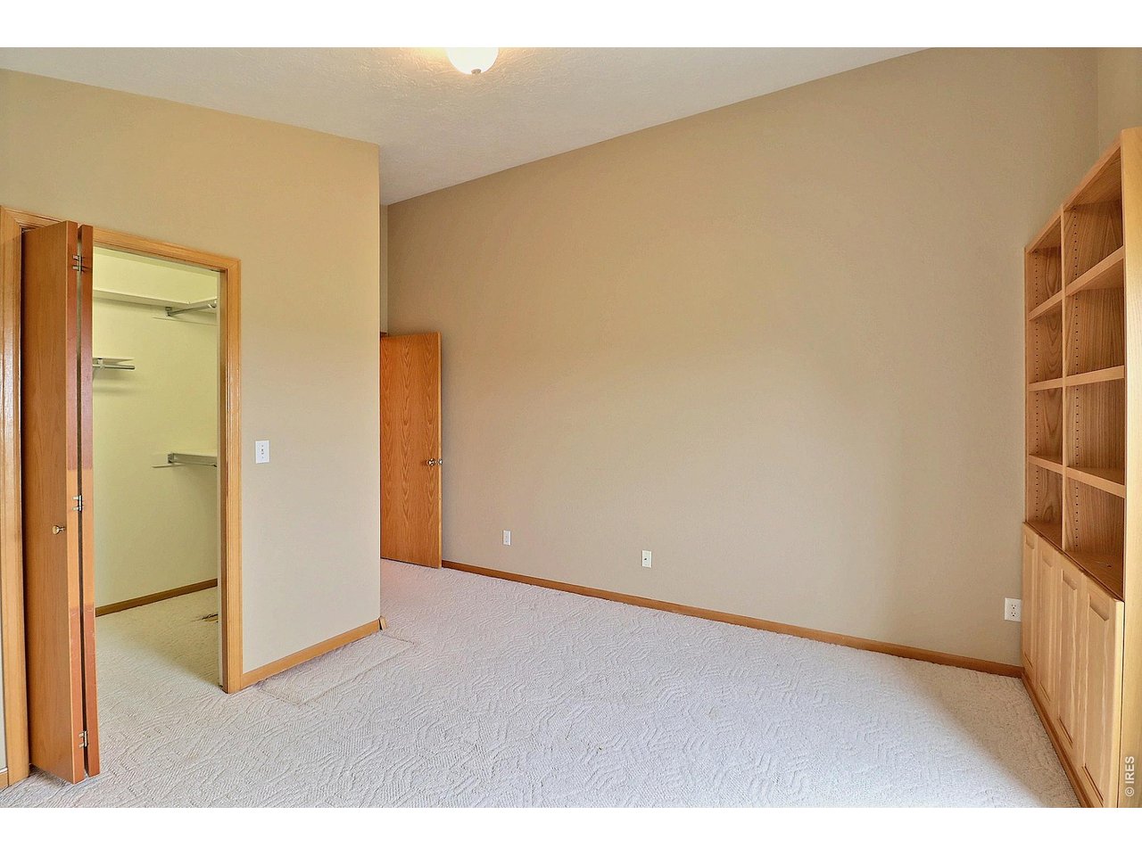 Upstairs Bedroom 2