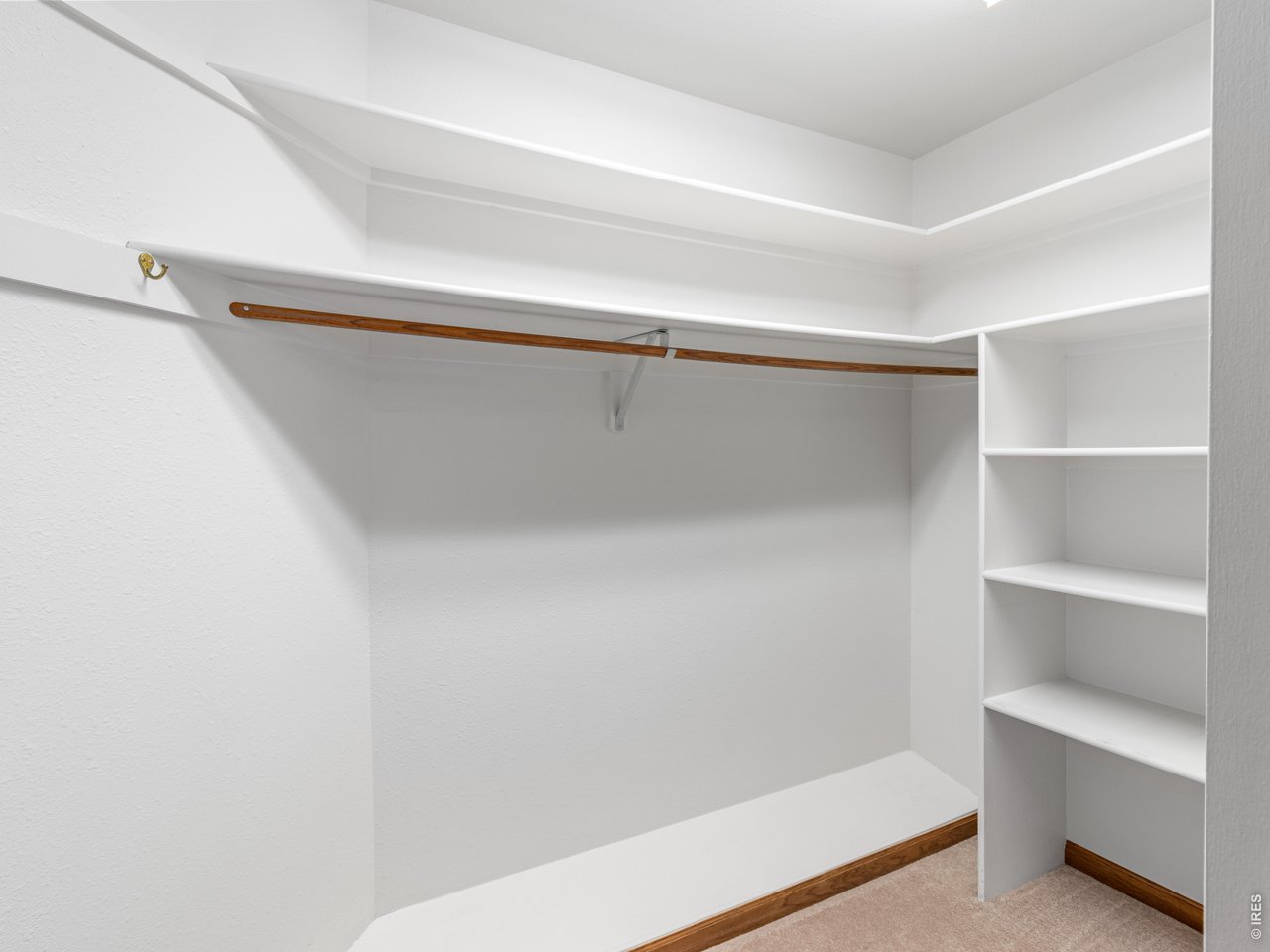 Walk-in closet